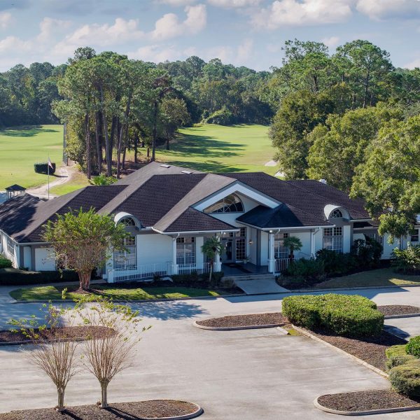 Windsor Parke Golf Club - Clubhouse Front